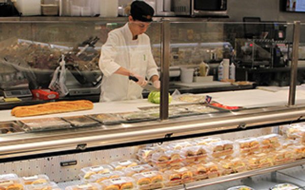chef cutting food